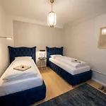 Appartement Nova Sky *